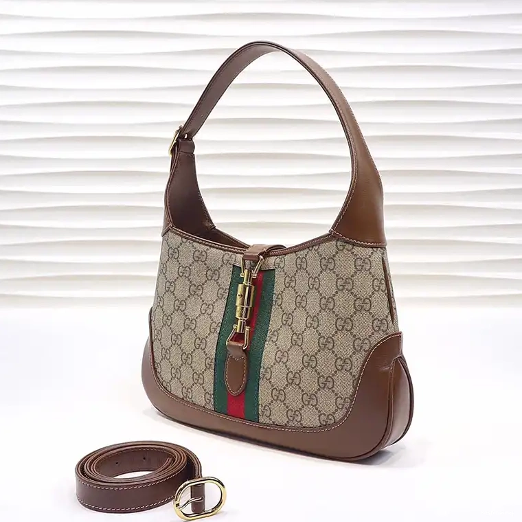 Fashionrepsfam ru Gucci 208B570139 Bags 0612